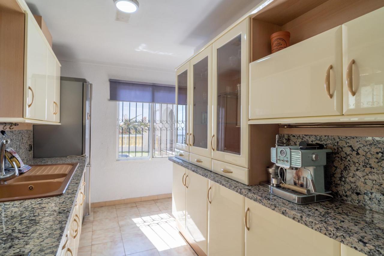 Villa Kenny Private Pool Casasol Нерха Экстерьер фото